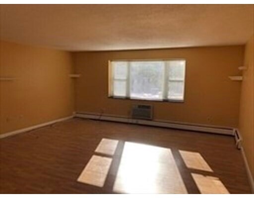 Foto del edificio - 2323 Washington St