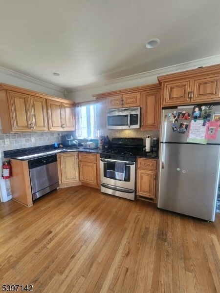 Foto del edificio - 49 Entwistle Ave