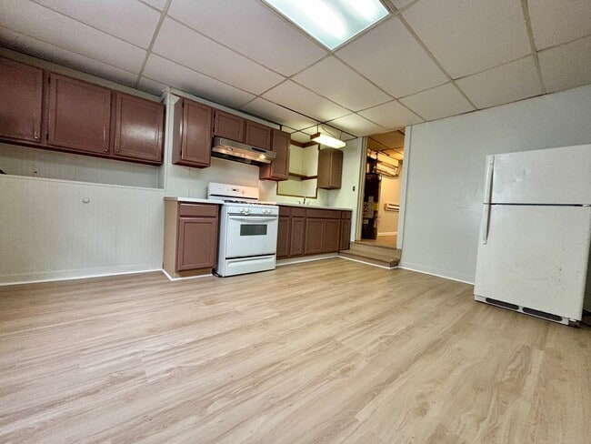 Building Photo - 21 Kosciusko Way