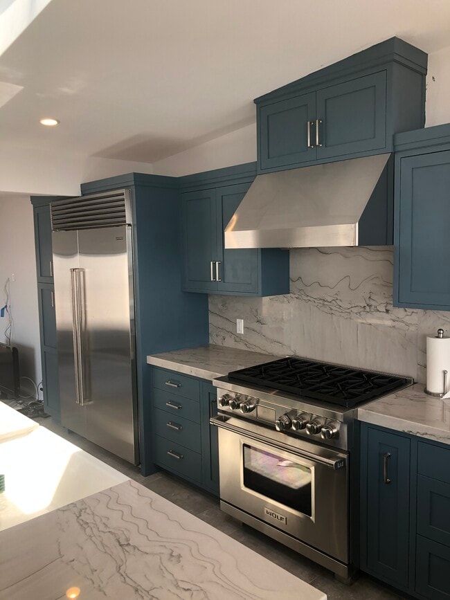 Building Photo - 30001 Zenith Point Rd