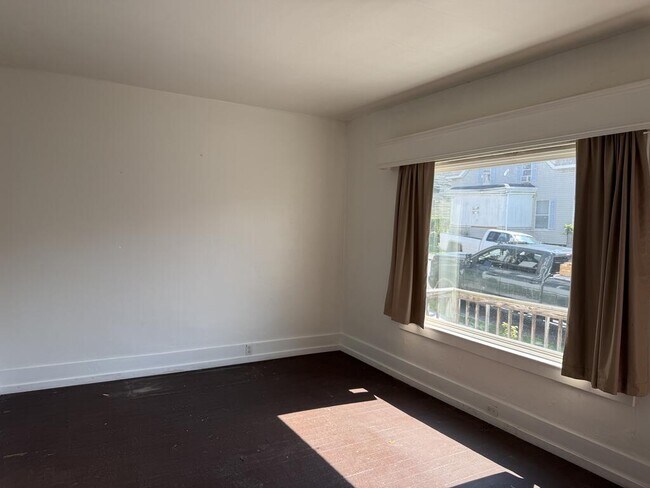 Foto del edificio - 310 Spruce Ave