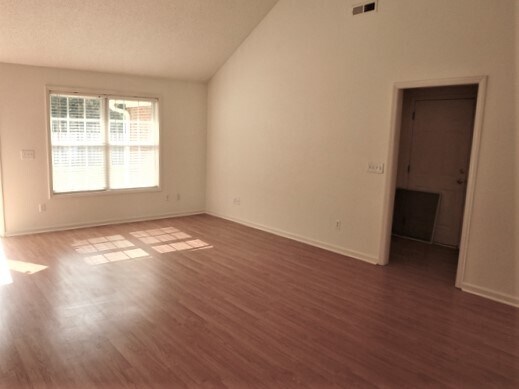 Foto del edificio - 6912 Springer Rd