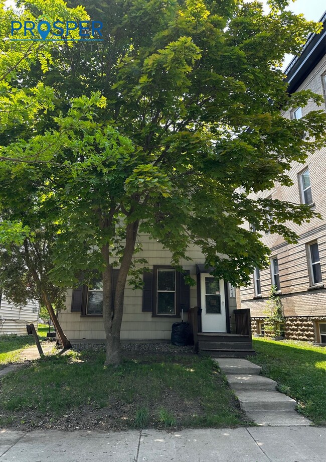 Foto del edificio - 912 Oxford Ave