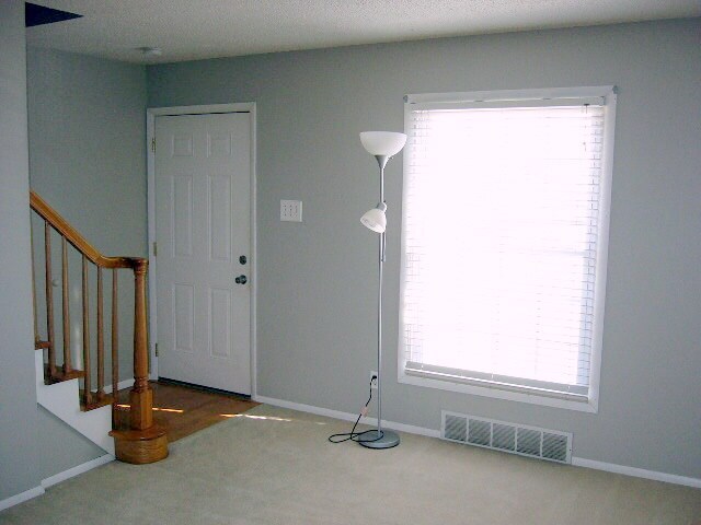 Building Photo - 4089 Paule Ave