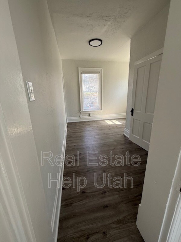 Foto del edificio - 365 S Elizabeth St