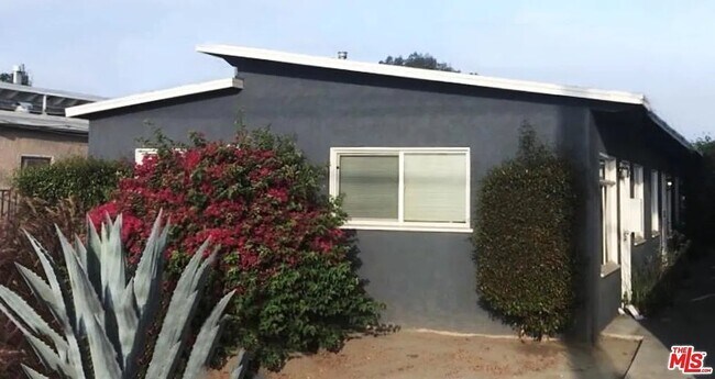 Foto del edificio - 6127 Linden Ave