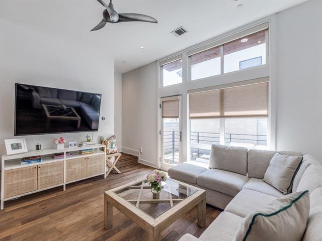 Building Photo - 5202 Capitol Ave