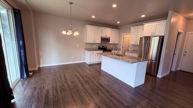 Building Photo - 238 Cordoba Dr