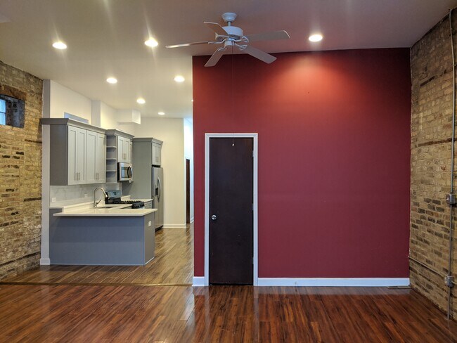 Foto del edificio - 1540 W 17th St