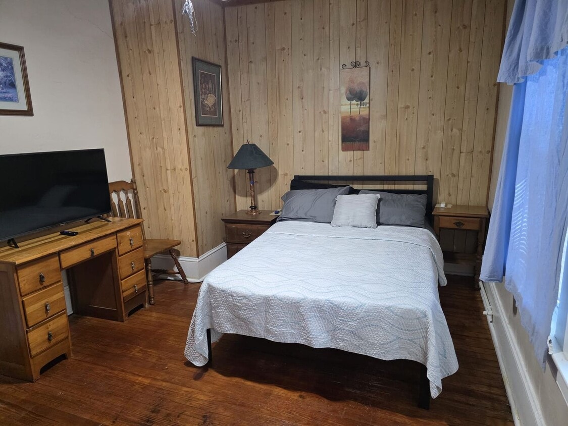 Primary Photo - Villa Rooming house