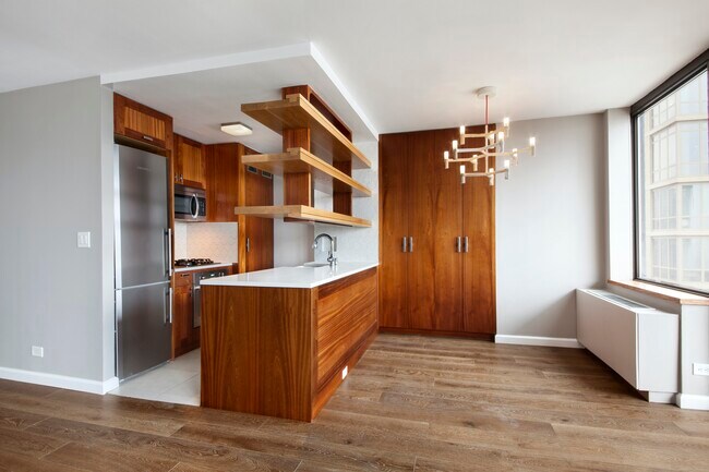 Foto del edificio - Fabulous light and views + balcony