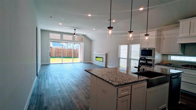 Building Photo - 6232 White Creek Drive