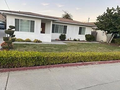 Primary Photo - 2407 Alvord Ln