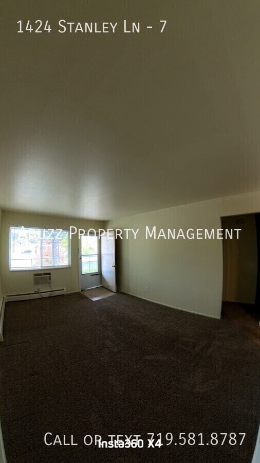 Building Photo - 1424 Stanley Ln