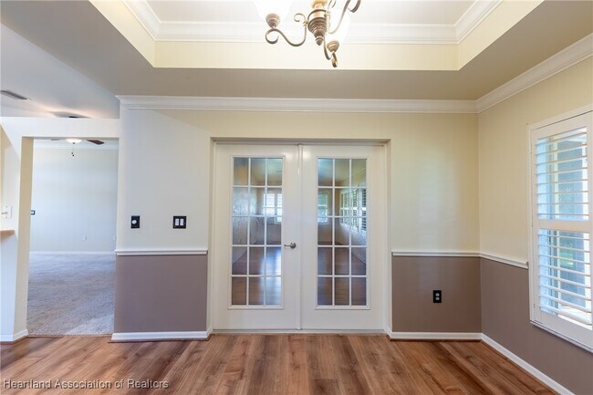 Foto del edificio - 4830 Pebble Beach Dr