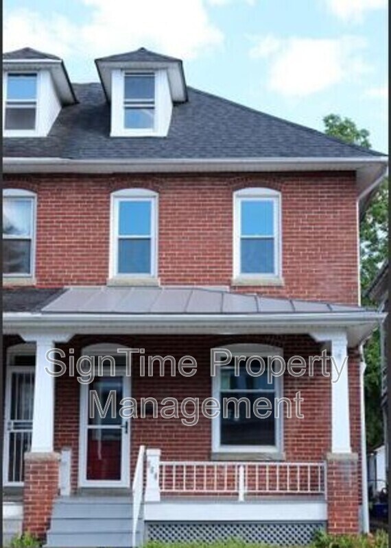 Foto del edificio - 864 Mulberry Ave