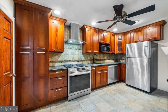 Foto del edificio - 1114 Snyder Ave