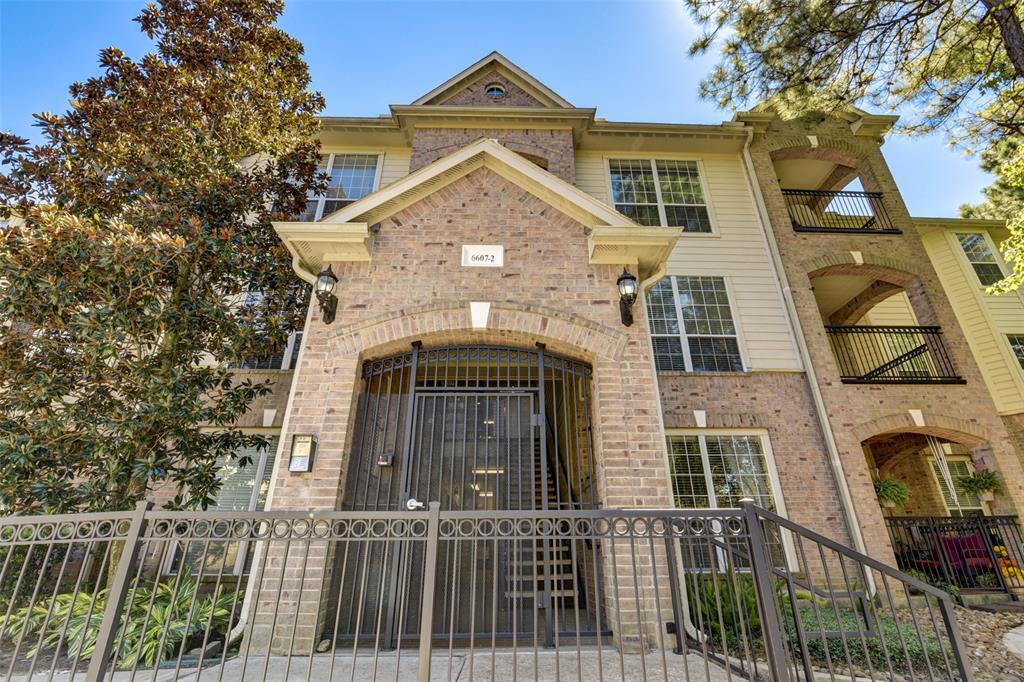 Primary Photo - 6607 Lake Woodlands Dr
