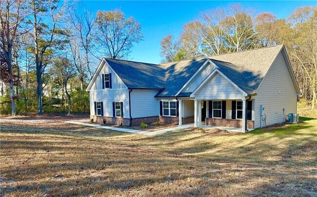 Building Photo - 752 Burson Maddox Rd