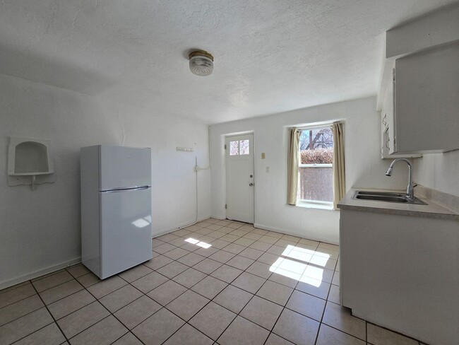 Building Photo - 739 Montez Pl