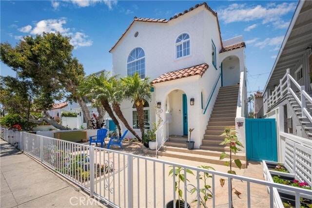 Building Photo - 173 Santa Ana Ave