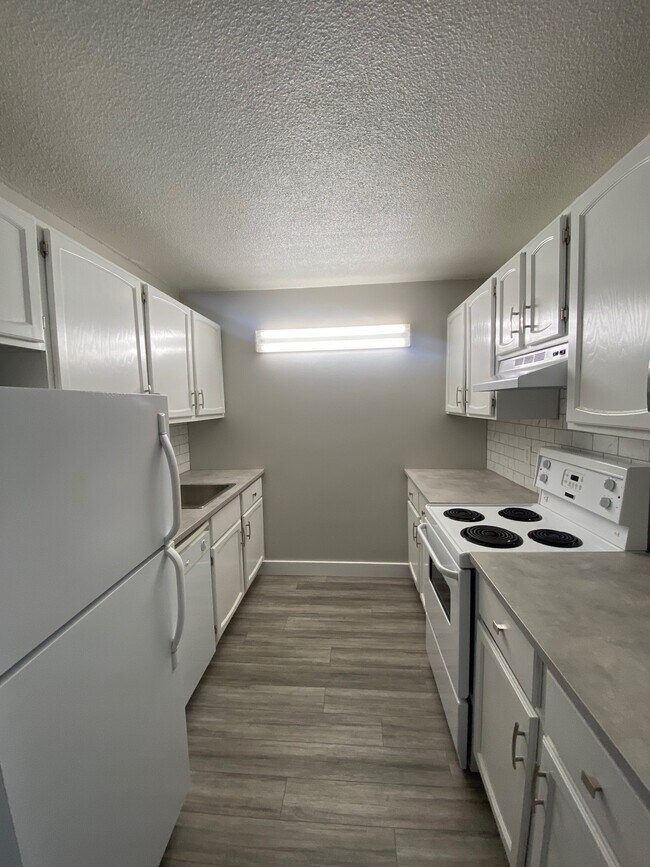 Building Photo - WELCOME TO THE SEACOAST TOWER - ONE BEDROO...