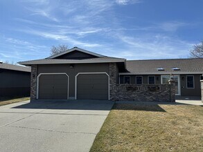 Building Photo - 2080 Glasser Pl