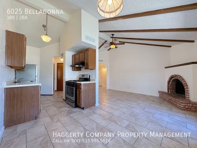 Building Photo - 6025 Belladonna-