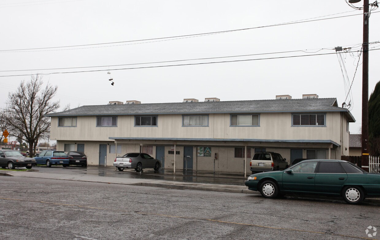 Primary Photo - 701 Spruce St