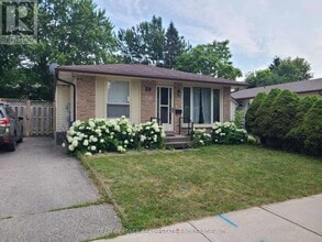 Building Photo - 39 Ardsley Rd