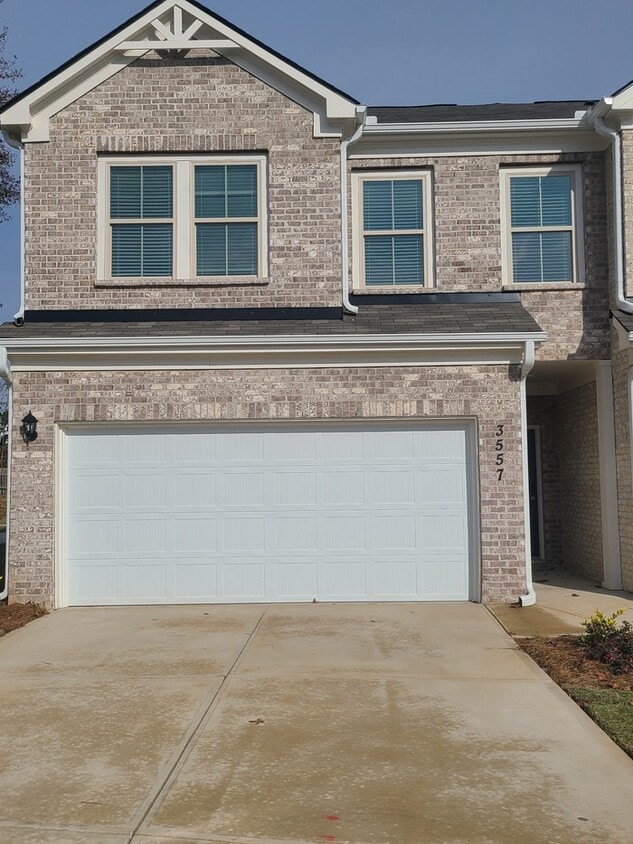 TOWNHOME FOR RENT!!