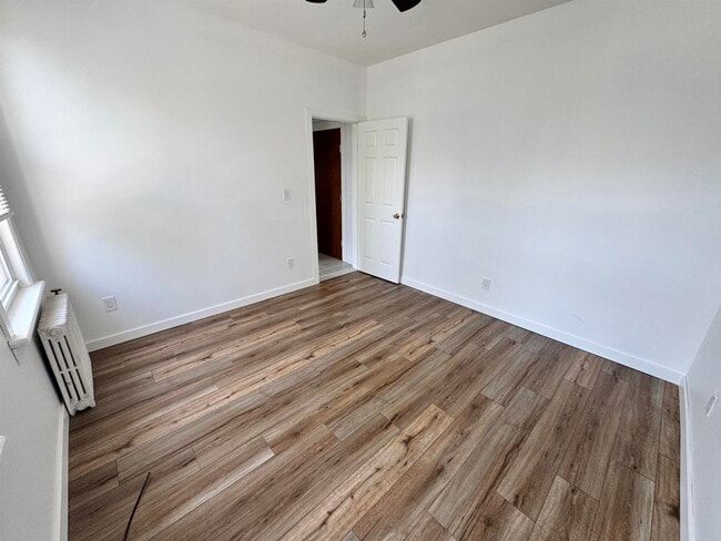 Building Photo - 52 E 37th St