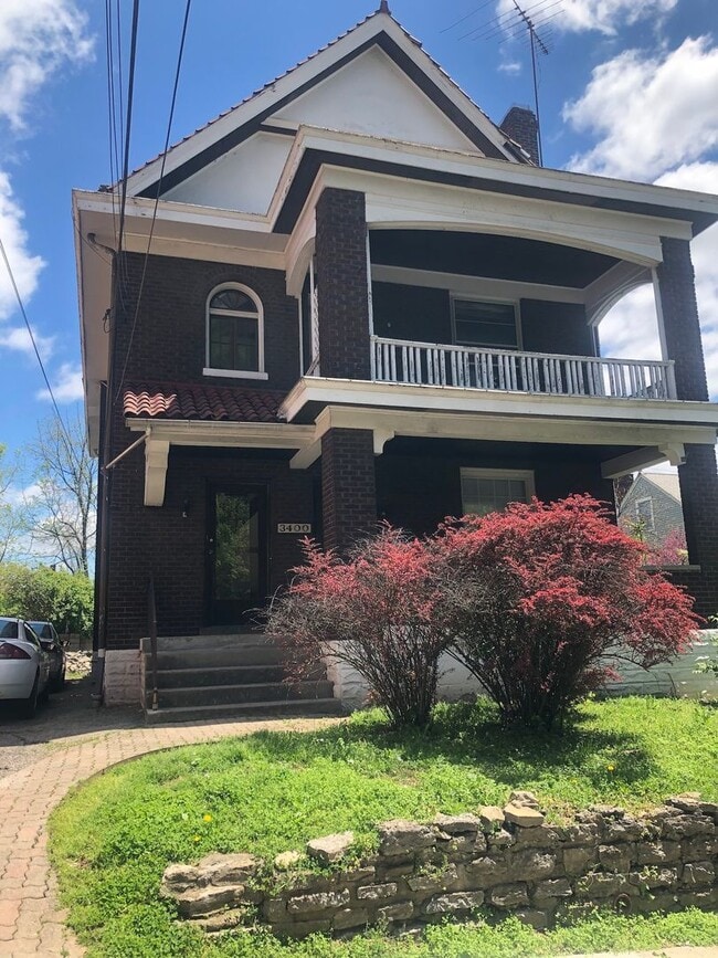 Building Photo - 3400 Ormond Ave