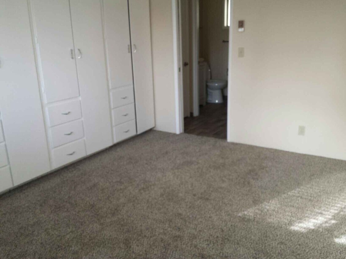 Foto del edificio - 435 Holly St