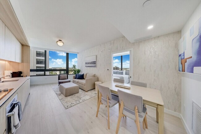 Foto del edificio - 350 N Miami Ave