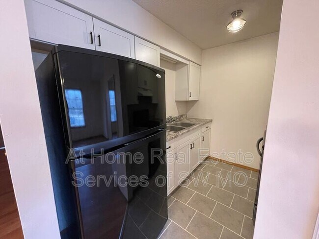 Foto del edificio - 1720 W Belmont St