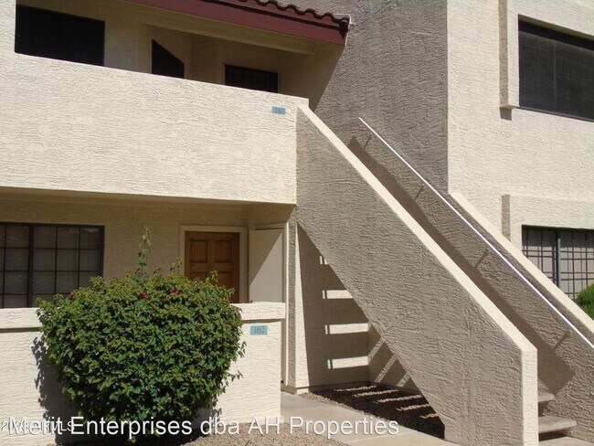 Foto del edificio - 2 br, 2 bath House - 2020 W UNION HILLS DR...