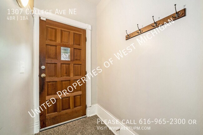 Foto del edificio - 1307 College Ave NE