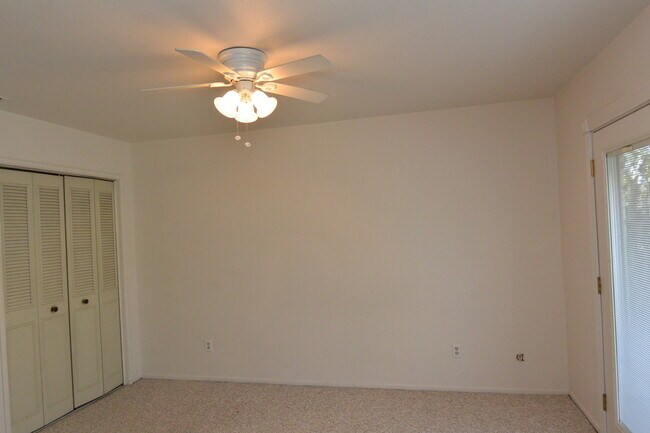 Building Photo - 1809 S Julieann Ct