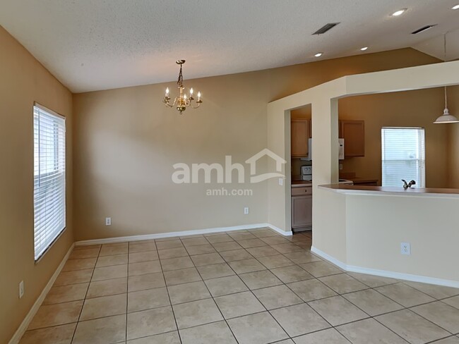 Building Photo - 10624 Cami Ct
