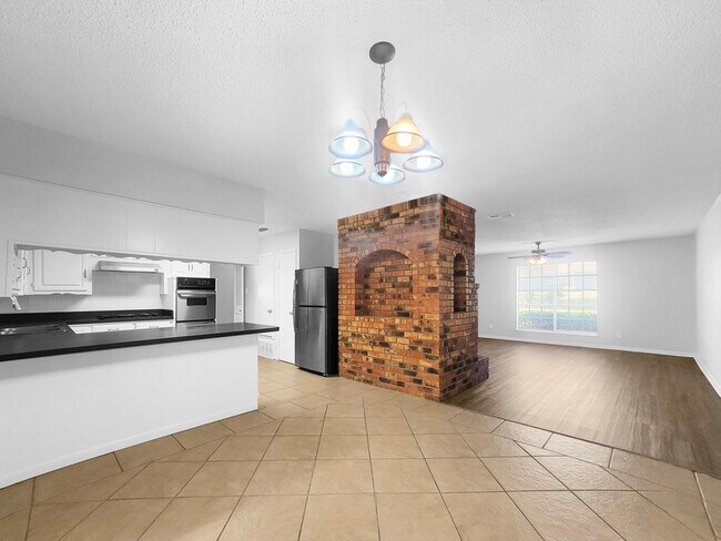 Foto del edificio - 110 Bailey Dr