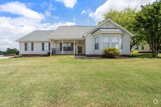 Building Photo - 124 Cornelson Dr