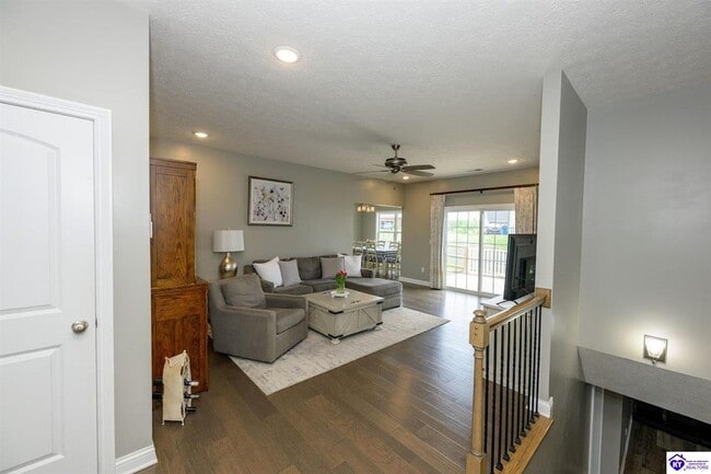 Building Photo - 236 Butterfield Dr