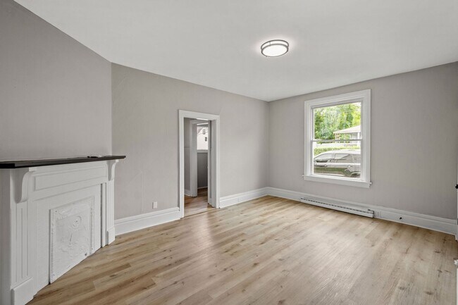Foto del edificio - Beautiful 2 bedroom home in Homestead available August 1!