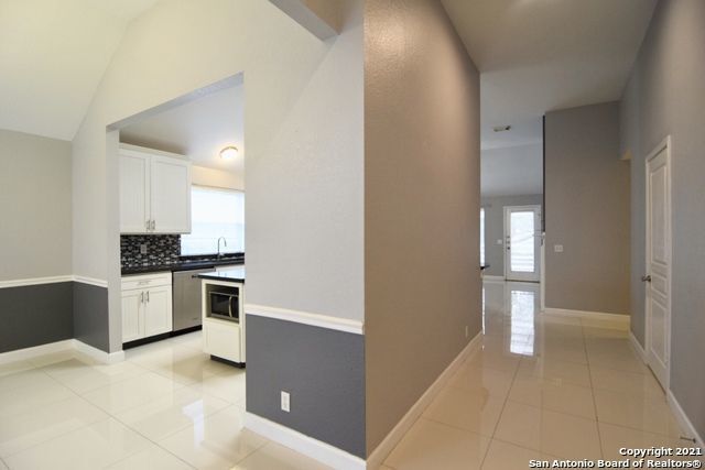 Building Photo - 24519 ARROW CYN