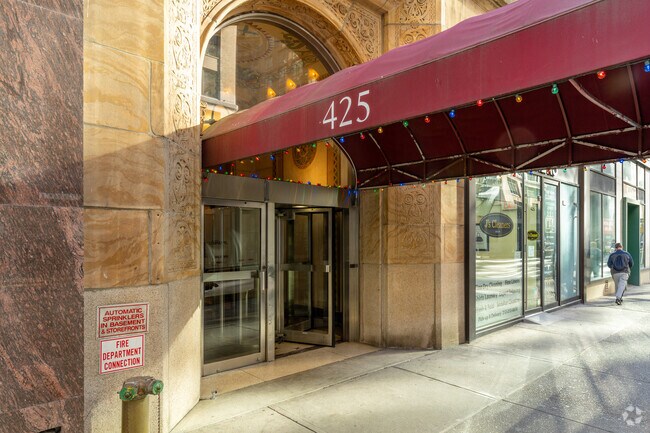 Building Photo - Park South Tower Apartments
