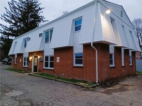 Building Photo - 127 Shields Rd