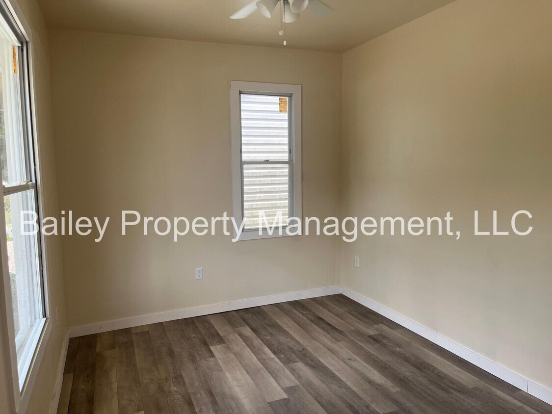 Photo - 4021 Sunset Ave