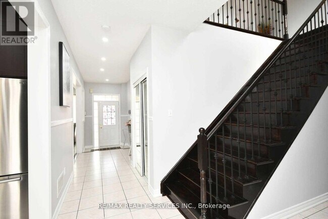 Photo du bâtiment - 17 Eagle Plains Dr