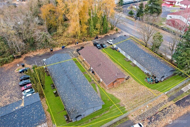 Foto del edificio - 1521 E 38th St